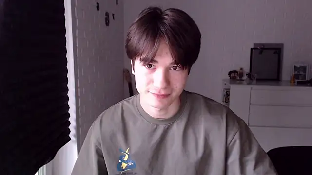 Snapshot of MarkusDean chatting on 09-25-25, 11:36 MarkusDean online show from 09-25-25, 11:36