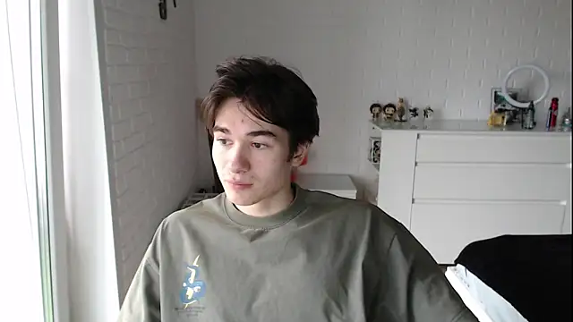 Snapshot of MarkusDean chatting on 10-01-25, 10:54 MarkusDean online show from 10-01-25, 10:54