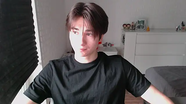 Snapshot of MarkusDean chatting on 10-09-25, 11:30 MarkusDean online show from 10-09-25, 11:30