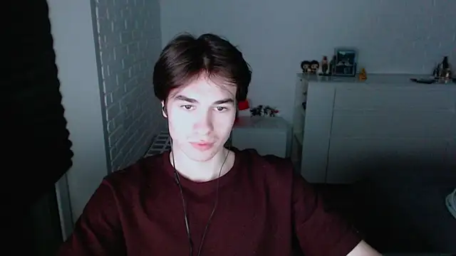 Snapshot of MarkusDean chatting on 10-15-25, 06:08 MarkusDean online show from 10-15-25, 06:08