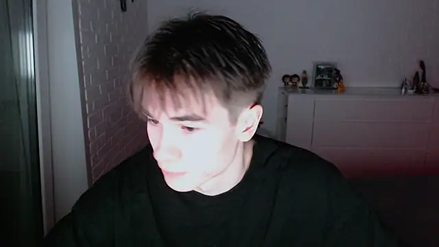 MarkusDean online show from 11-05-25, 03:34