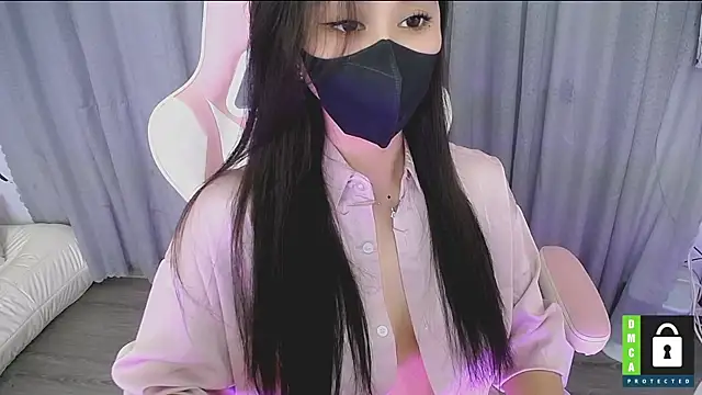 San   San online show from 11-11-25, 03:06