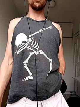 Snapshot of Kaue007 chatting on 09-29-25, 08:02 Kaue007 online show from 09-29-25, 08:02