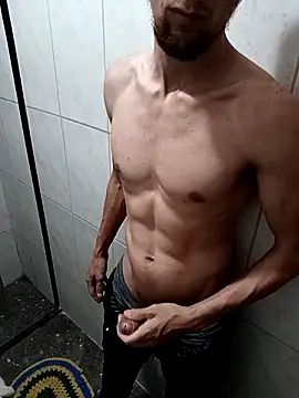 Snapshot of Kaue007 chatting on 10-03-25, 05:26 Kaue007 online show from 10-03-25, 05:26