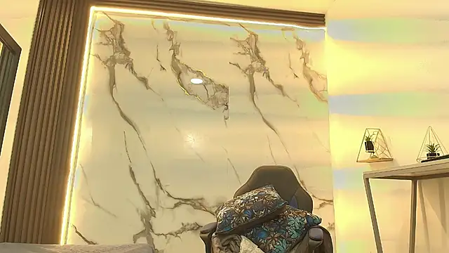 Lindsey8 online show from 02-11-26, 11:26