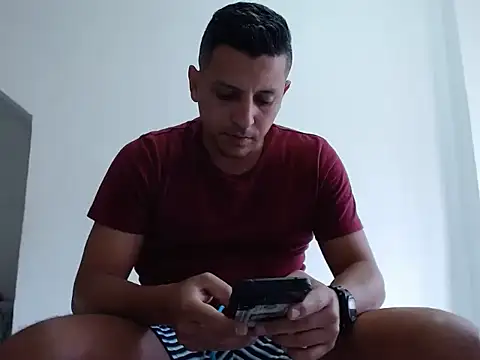 Snapshot of Bamban1419_ chatting on 09-26-25, 04:11 Bamban1419  online show from 09-26-25, 04:11