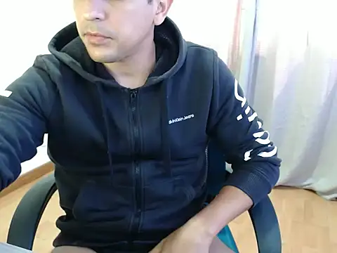 Snapshot of Bamban1419_ chatting on 10-29-25, 05:14 Bamban1419  online show from 10-29-25, 05:14