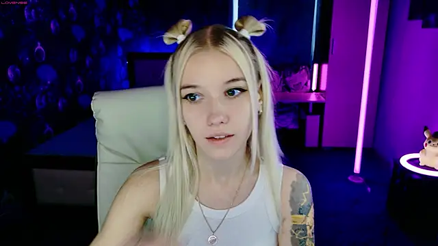 ShhhO O online show from 10-29-25, 08:38