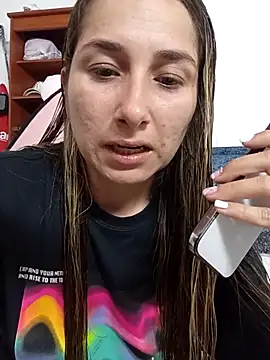 Iris love18 online show from 11-10-25, 11:37