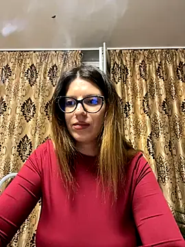 Snapshot of NadiraNoor chatting on 09-17-25, 10:00 NadiraNoor online show from 09-17-25, 10:00
