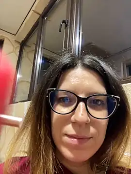 Snapshot of NadiraNoor chatting on 10-10-25, 09:14 NadiraNoor online show from 10-10-25, 09:14