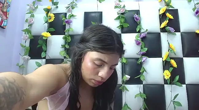 arianaa tompsoon online show from 03-02-25, 11:29