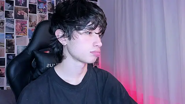 liamelf online show from 02-25-25, 05:19