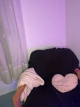 milkyhonybaby online show from 01-10-25, 08:48