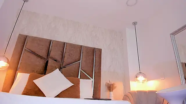 Martinaa Jones  online show from 02-02-26, 12:26