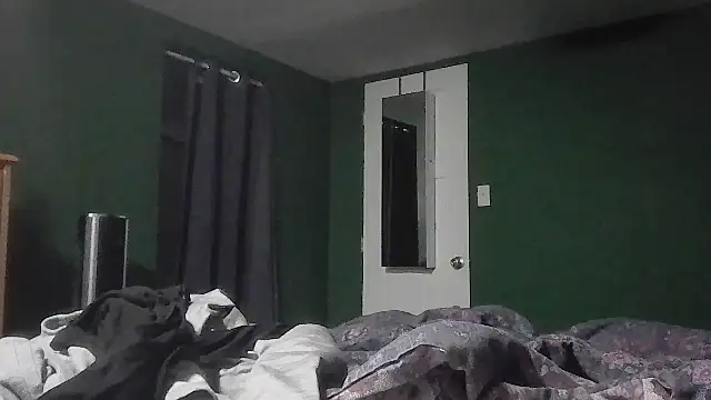 Glitt3rqueen341 online show from 09-26-25, 05:33