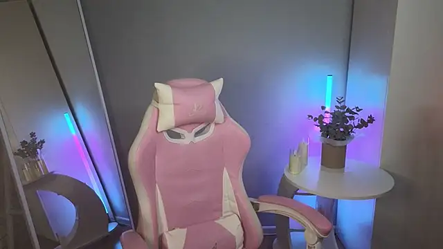 mollymila online show from 03-16-25, 01:59