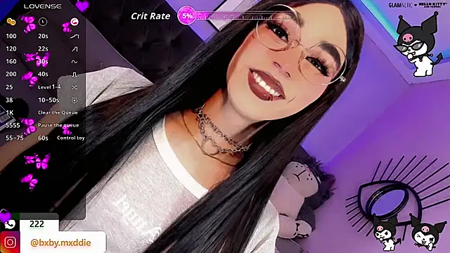 Snapshot of kimMaddiee chatting on 10-25-25, 06:32 kimMaddiee online show from 10-25-25, 06:32