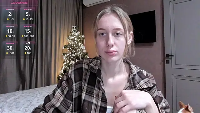 Mika Ray online show from 12-17-25, 11:44