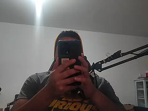 ElferXXX online show from 10-28-25, 03:54