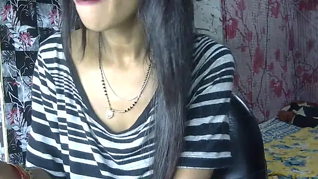 Snapshot of Anjali_Milsi chatting on 10-08-25, 04:43 Anjali Milsi online show from 10-08-25, 04:43