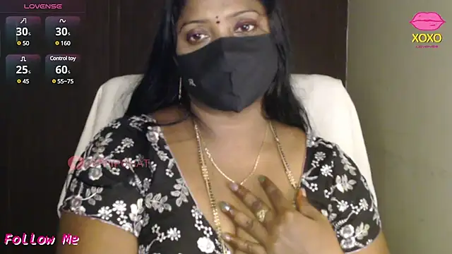 Snapshot of vani-09 chatting on 12-24-24, 01:50 vani-09 online show from 12-24-24, 01:50