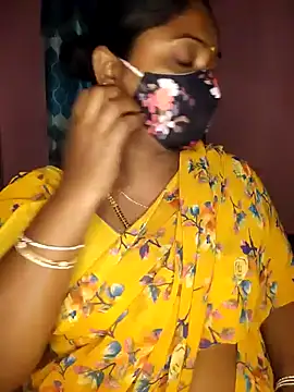 Snapshot of vani-09 chatting on 01-07-25, 04:37 vani-09 online show from 01-07-25, 04:37