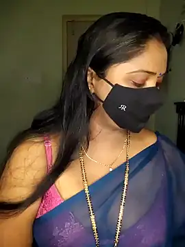 Snapshot of vani-09 chatting on 02-08-25, 04:14 vani-09 online show from 02-08-25, 04:14