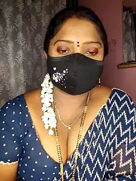 Snapshot of vani-09 chatting on 02-24-25, 04:58 vani-09 online show from 02-24-25, 04:58