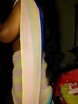 Snapshot of vani-09 chatting on 03-05-25, 02:56 vani-09 online show from 03-05-25, 02:56