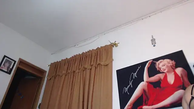 Snapshot of seleneh chatting on 01-11-25, 06:54 seleneh online show from 01-11-25, 06:54