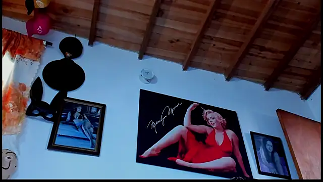 Snapshot of seleneh chatting on 10-05-25, 05:11 seleneh online show from 10-05-25, 05:11