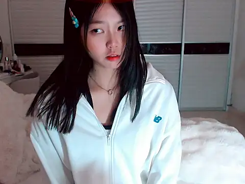 -Lucky Girl online show from 02-10-25, 02:52