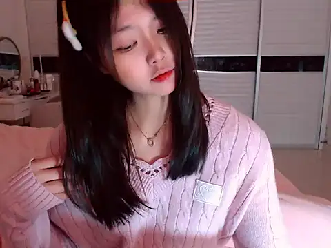 -Lucky Girl online show from 02-24-25, 04:49