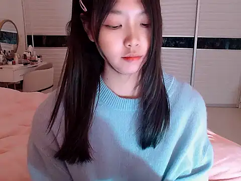 -Lucky Girl online show from 02-26-25, 05:31