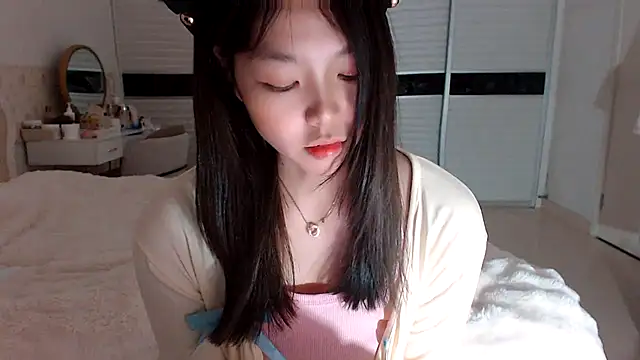 -Lucky Girl online show from 03-07-25, 12:12