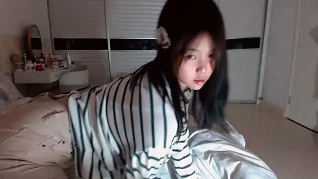 -Lucky Girl online show from 11-10-25, 01:48