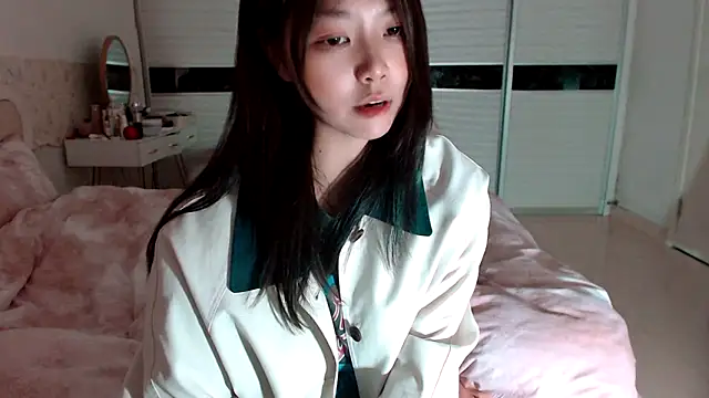 -Lucky Girl online show from 04-05-26, 02:42