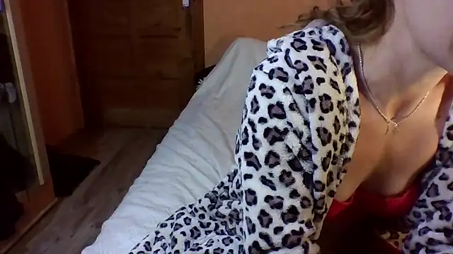 tmona1917 online show from 10-10-25, 08:46