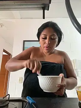 Snapshot of emmyjhonson07 chatting on 12-04-24, 01:09 emmyjhonson07 online show from 12-04-24, 01:09