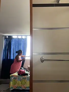 Snapshot of emmyjhonson07 chatting on 02-21-25, 03:32 emmyjhonson07 online show from 02-21-25, 03:32