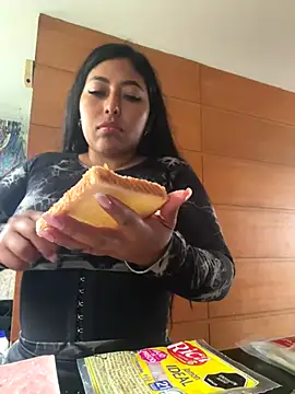 Snapshot of emmyjhonson07 chatting on 09-18-25, 02:52 emmyjhonson07 online show from 09-18-25, 02:52