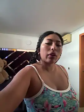 Snapshot of emmyjhonson07 chatting on 11-15-25, 12:34 emmyjhonson07 online show from 11-15-25, 12:34