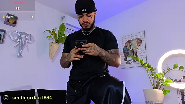 JordanSmiith  online show from 09-10-25, 08:53