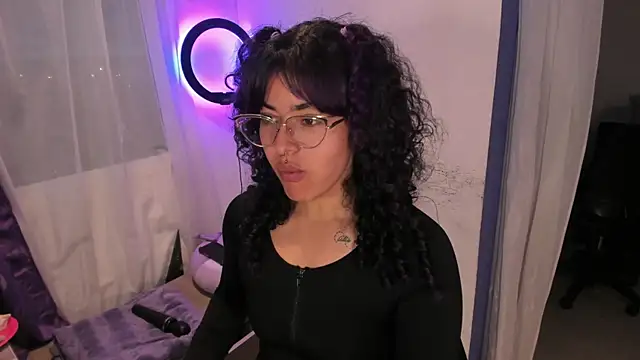 witchviolet online show from 01-06-25, 11:09