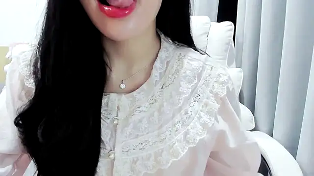 Lita-Julia online show from 11-01-25, 07:16