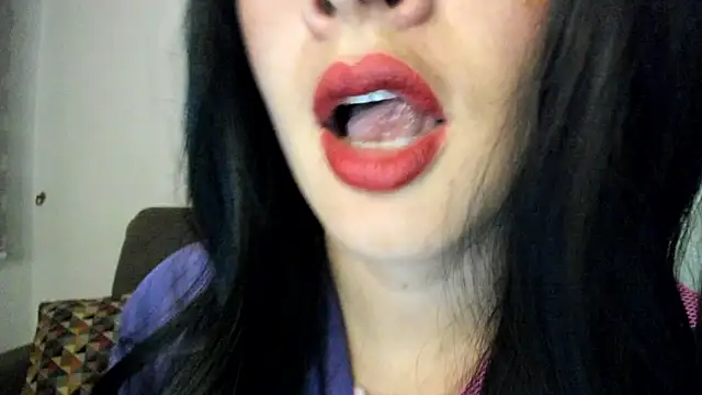 Snapshot of queen_fetish chatting on 12-02-24, 11:18 queen fetish online show from 12-02-24, 11:18