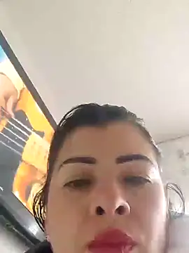 Snapshot of queen_fetish chatting on 12-03-24, 07:44 queen fetish online show from 12-03-24, 07:44