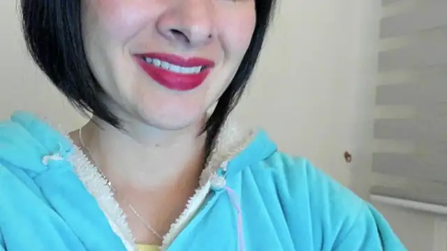 Snapshot of queen_fetish chatting on 01-30-25, 02:27 queen fetish online show from 01-30-25, 02:27