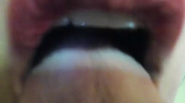 Snapshot of queen_fetish chatting on 01-31-25, 12:28 queen fetish online show from 01-31-25, 12:28